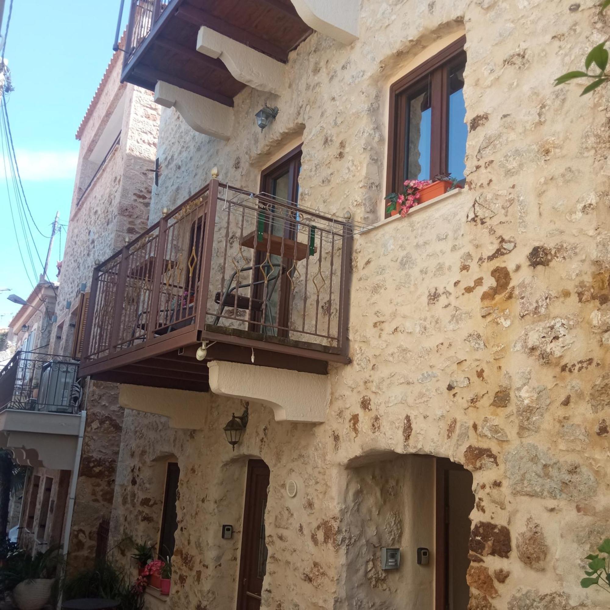 Gs Home Gythio Exterior photo